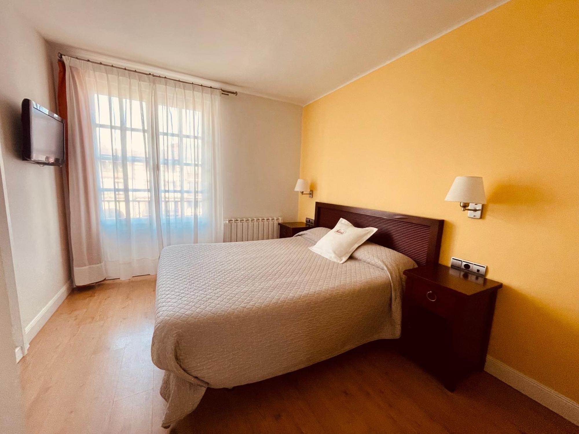 הונדאריבה Hotel Palacete מראה חיצוני תמונה